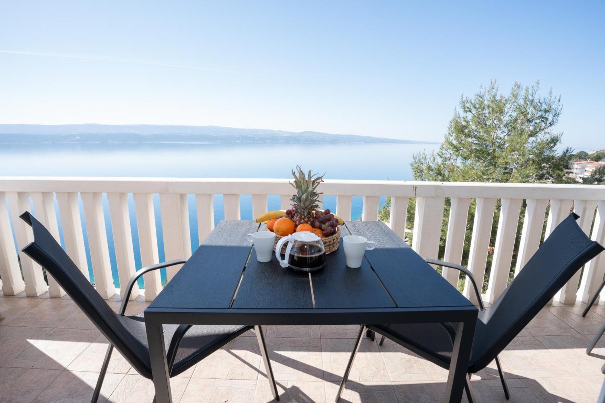 Sunny Hill Apartments With Rooftop Pool Čelina Exterior foto